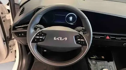 Photo 17 Kia Niro  EV Electrique 204 ch