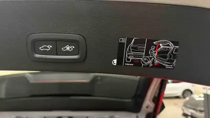 Photo 7 Volvo Xc40  Recharge 231 ch 1EDT