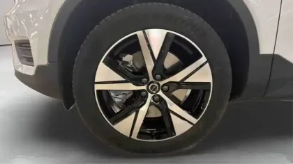 Photo 13 Volvo Xc40  Recharge 231 ch 1EDT