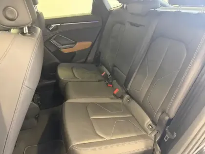 Photo 17 Audi Q3  Sportback 35 TFSI 150 ch S tronic 7