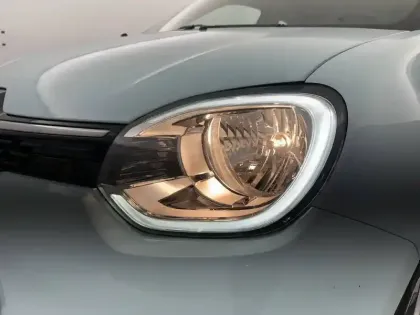 Photo 23 Renault Twingo  III E-Tech