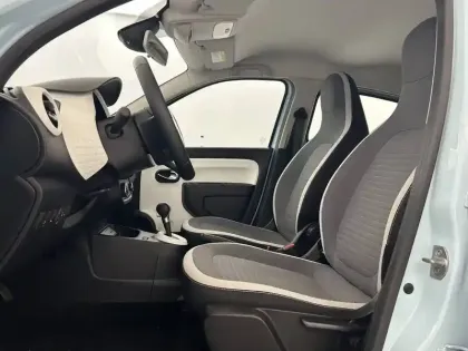 Photo 8 Renault Twingo  III E-Tech