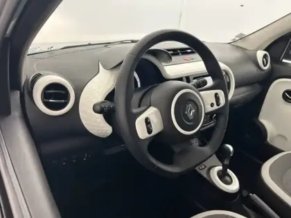Photo 9 Renault Twingo  III E-Tech