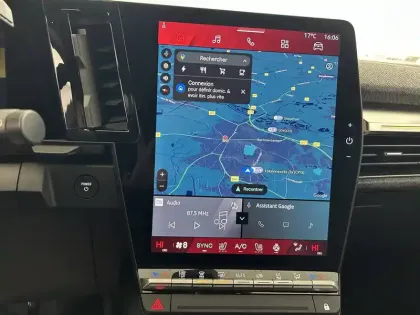 Photo 23 Renault Scenic  E-Tech electrique 220 ch grande autonomie