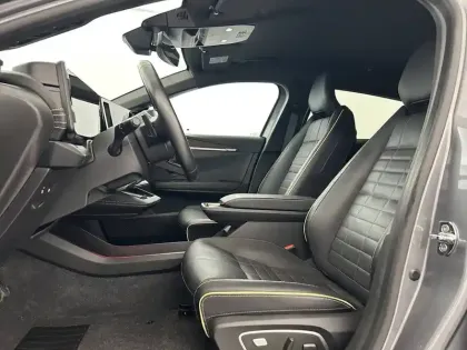 Photo 8 Renault Megane  E-Tech EV60 220 ch optimum charge