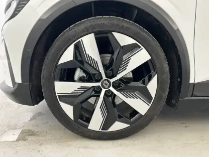 Photo 18 Renault Megane  E-Tech 220 ch autonomie confort GSR2