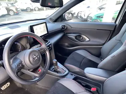 Photo 8 Toyota Yaris  Cross Hybride 116h 2WD