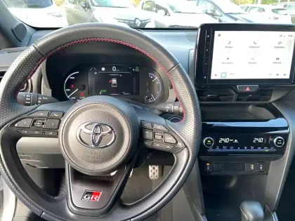 Photo 18 Toyota Yaris  Cross Hybride 116h 2WD