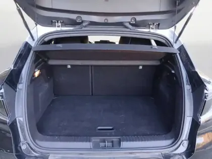 Photo 11 Renault Captur  E-Tech full hybrid 145 ch