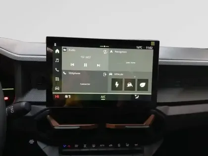 Photo 15 Dacia Duster  Hybrid 140