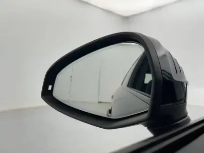 Photo 59 Audi A4 Gén. V (B9) Ph2 Design 5