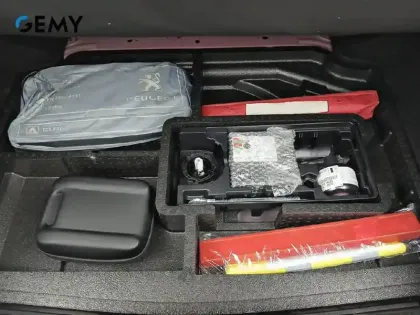 Photo 21 Peugeot 308  BlueHDi 130ch S&S EAT8