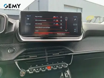 Photo 18 Peugeot 2008  BlueHDi 110 S&S BVM6