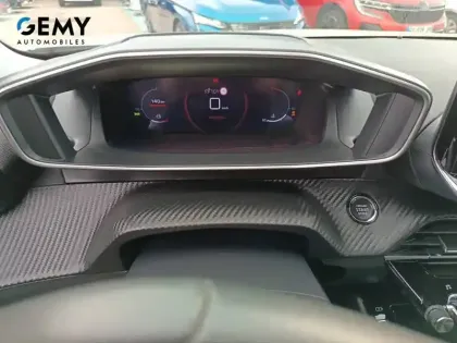 Photo 14 Peugeot 2008  BlueHDi 110 S&S BVM6