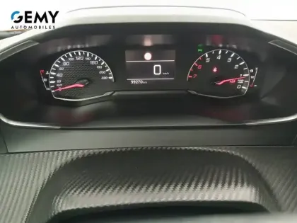 Photo 36 Peugeot 2008  PureTech 100 S&S BVM6