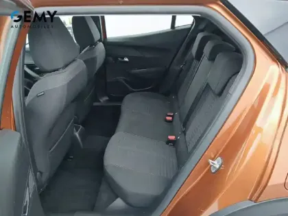 Photo 31 Peugeot 2008  PureTech 100 S&S BVM6