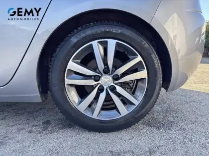 Photo 26 Peugeot 308  PureTech 110ch S&S BVM6