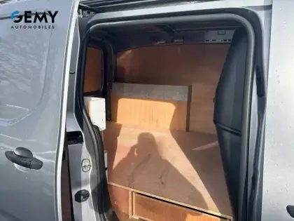 Photo 9 Opel Combo -E CARGO M 800 KG ELECTRIQUE 100 KW BATTERIE 50 KWH