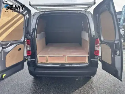 Photo 5 Opel Combo -E CARGO M 800 KG ELECTRIQUE 100 KW BATTERIE 50 KWH