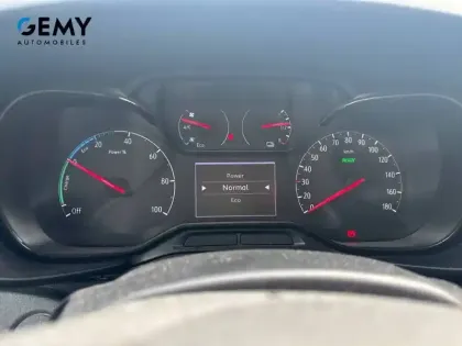 Photo 32 Opel Combo -E CARGO M 800 KG ELECTRIQUE 100 KW BATTERIE 50 KWH