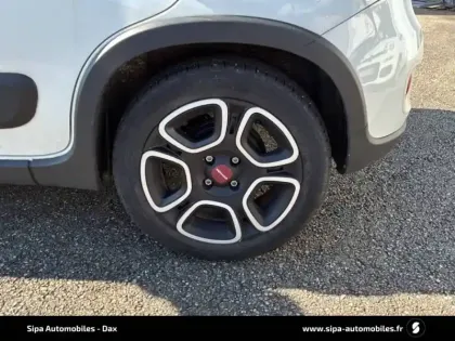 Photo 11 Fiat Panda  1.0 70 ch Hybride BSG S/S