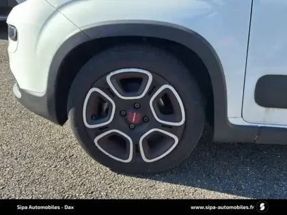 Photo 10 Fiat Panda  1.0 70 ch Hybride BSG S/S