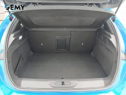 Photo 51 Peugeot 308  PHEV 225 e-EAT8