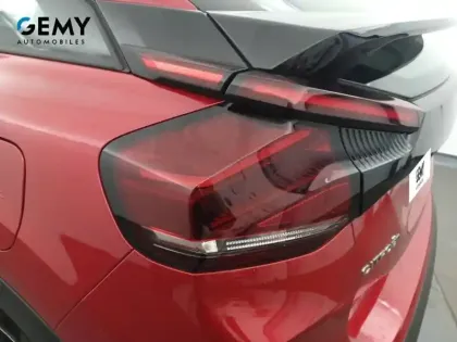 Photo 16 Citroën C4 e- 136 ch Automatique