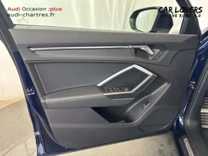 Photo 16 Audi Q3  35 TDI 150 ch S tronic 7