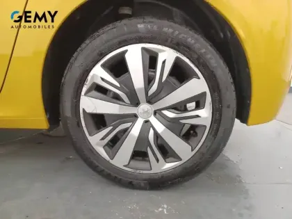 Photo 9 Peugeot 208  BlueHDi 100 S&S BVM6