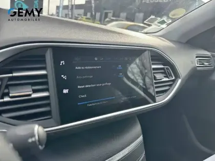 Photo 24 Peugeot 308  BlueHDi 130ch S&S EAT8