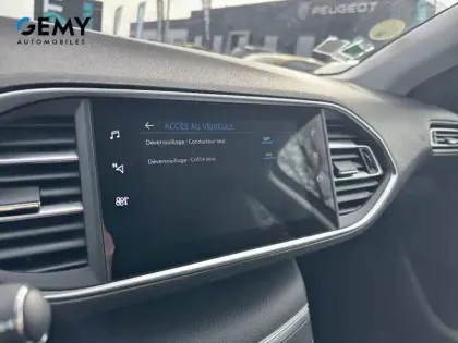 Photo 27 Peugeot 308  BlueHDi 130ch S&S EAT8