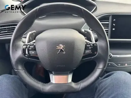 Photo 13 Peugeot 308  BlueHDi 130ch S&S EAT8