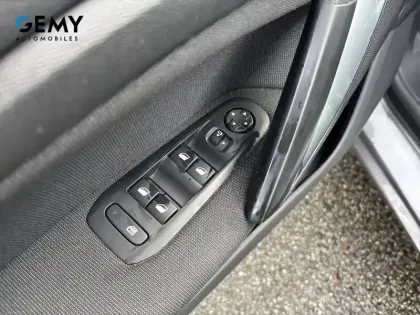 Photo 12 Peugeot 308  BlueHDi 130ch S&S EAT8