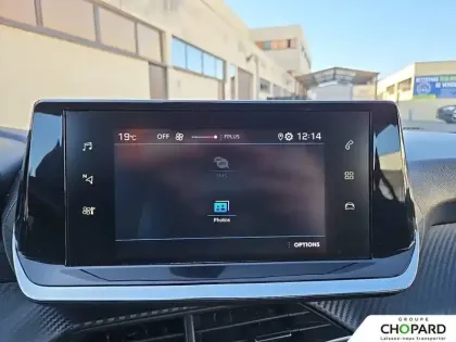 Photo 13 Peugeot 208  PureTech 75 S&S BVM5