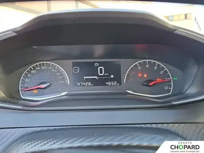 Photo 16 Peugeot 208  PureTech 75 S&S BVM5