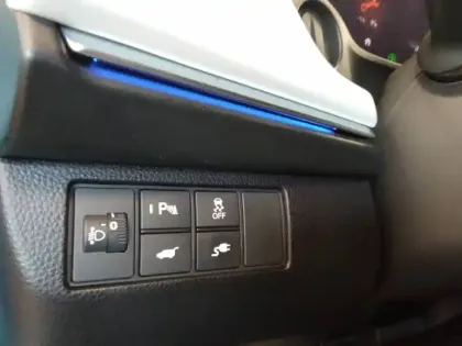 Photo 24 Honda E:ny1  204 ch