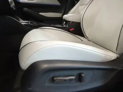 Photo 23 Honda E:ny1  204 ch