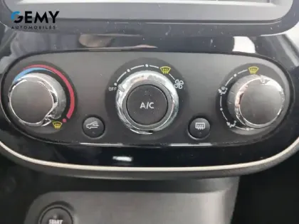 Photo 16 Renault Captur  dCi 110 Energy