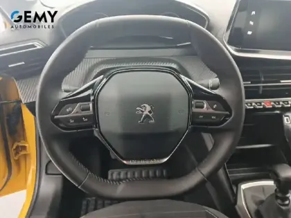 Photo 12 Peugeot 208  PureTech 100 S&S BVM6