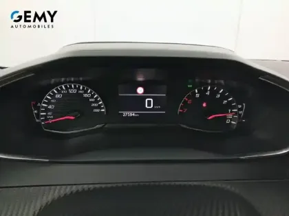 Photo 15 Peugeot 208  PureTech 100 S&S BVM6