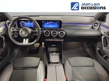 Photo 17 Mercedes CLA  Coupé 200 7G-DCT