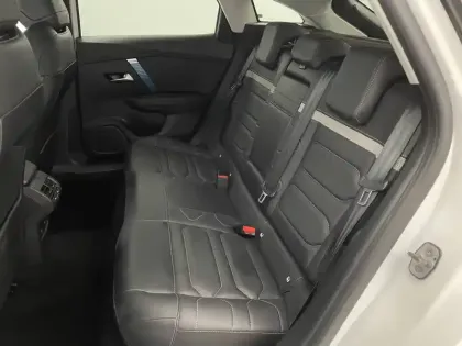 Photo 14 Citroën C4 e- 136 ch Automatique