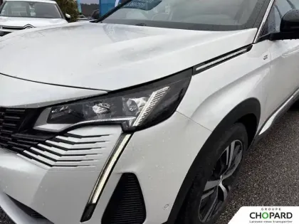 Photo 25 Peugeot 5008  Hybrid 136 e-DCS6