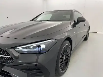 Photo 32 Mercedes CLE  Coupé 300 e Hybrid EQ 9G-Tronic