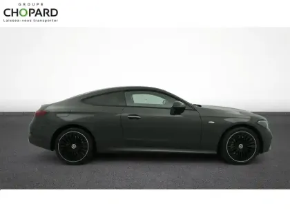 Photo 9 Mercedes CLE  Coupé 300 e Hybrid EQ 9G-Tronic