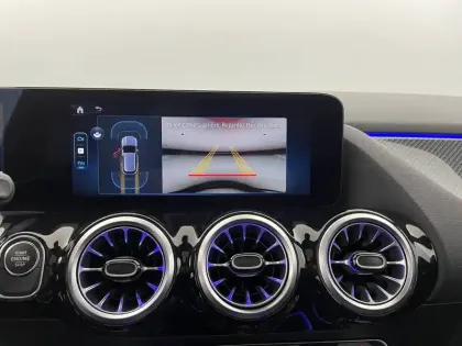 Photo 94 Mercedes GLA  250 e Hybrid EQ 8G-DCT