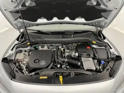 Photo 87 Mercedes GLA  250 e Hybrid EQ 8G-DCT