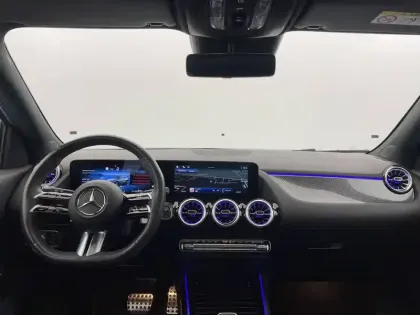 Photo 98 Mercedes GLA  250 e Hybrid EQ 8G-DCT