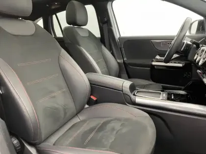 Photo 96 Mercedes GLA  250 e Hybrid EQ 8G-DCT